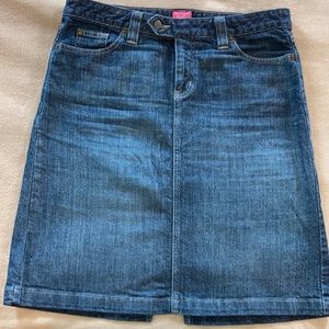 Jean skirt, The Limited size 8, open in the rear